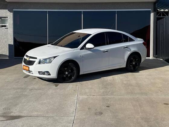 CHEVROLET CRUZE 1.8 LT 16V FLEX 4P MANUAL CHEVROLET CRUZE 1.8 LT 16V FLEX 4P MANUAL